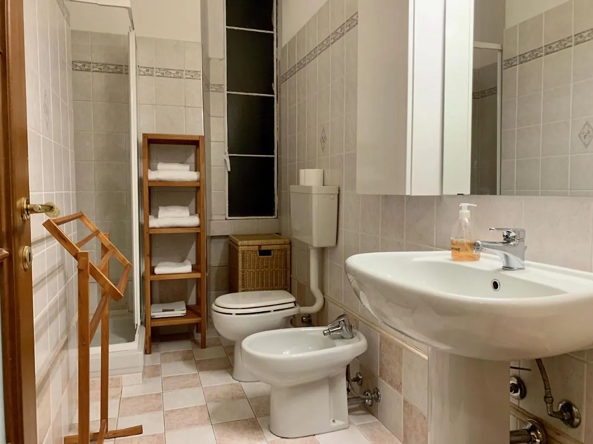 Cozy Central Flat - Porta Romana - Duomo Milan Italy