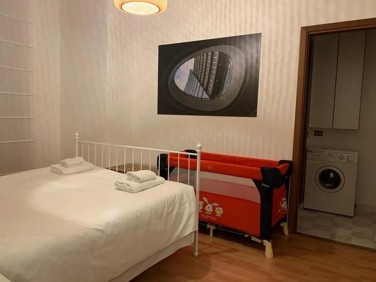 Apartment Cozy Central Flat - Porta Romana - Duomo Milan