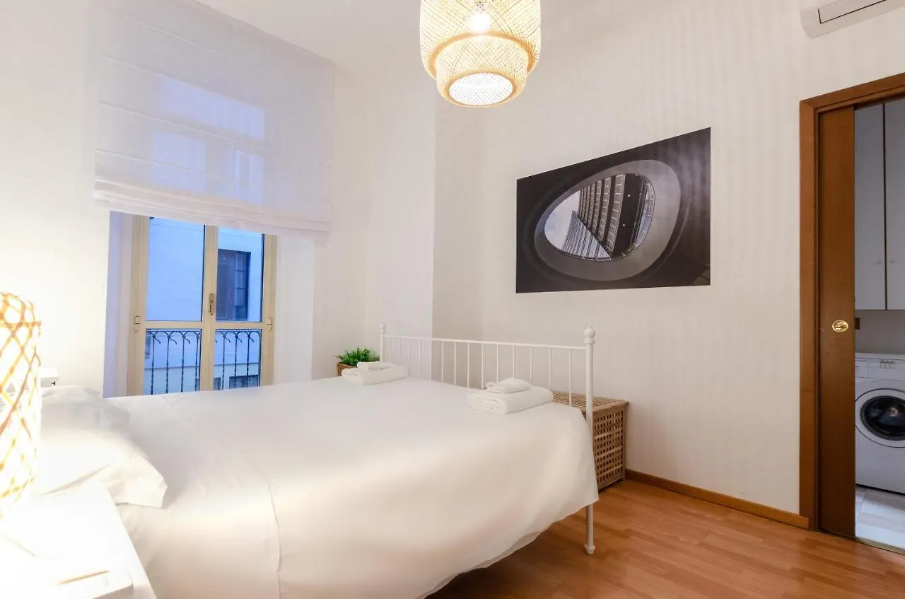Cozy Central Flat - Porta Romana - Duomo Milano Lejlighed